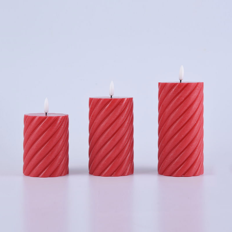 Pacote de 3 velas de pilar sem chama em espiral vermelha