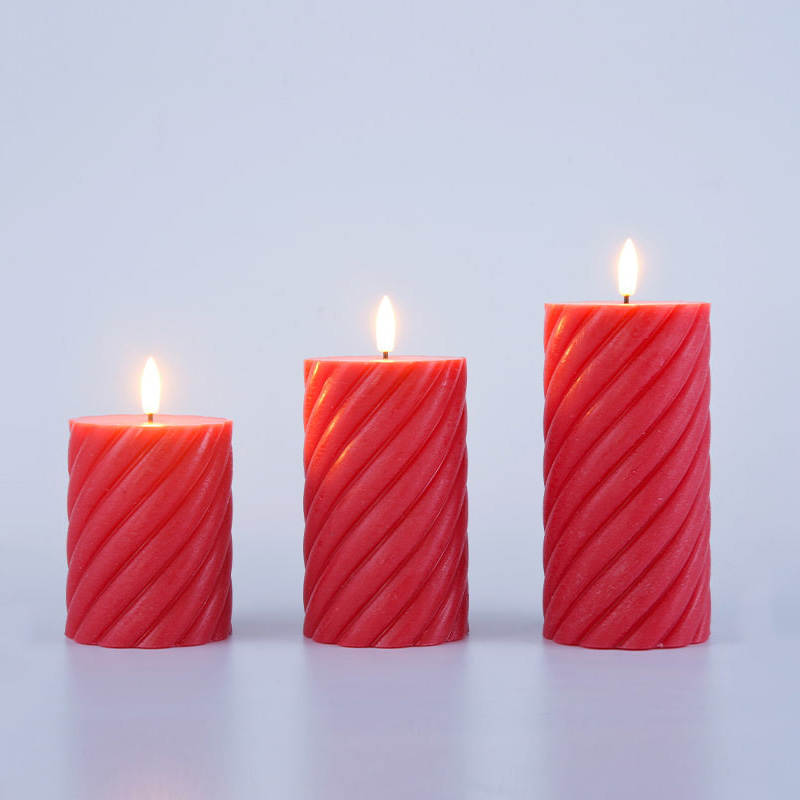 Pacote de 3 velas de pilar sem chama em espiral vermelha